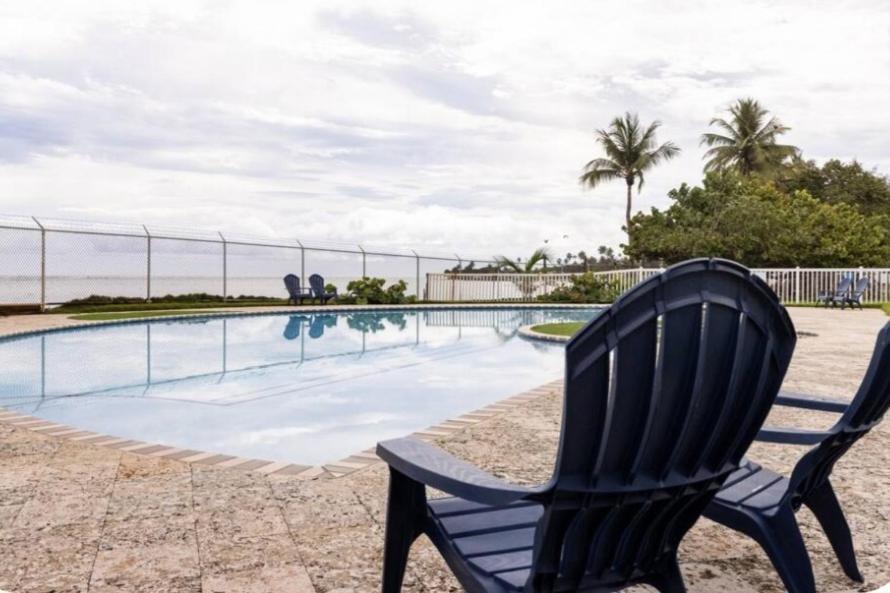 Breezy Nights Puerto Rico Apartment Loiza Bagian luar foto
